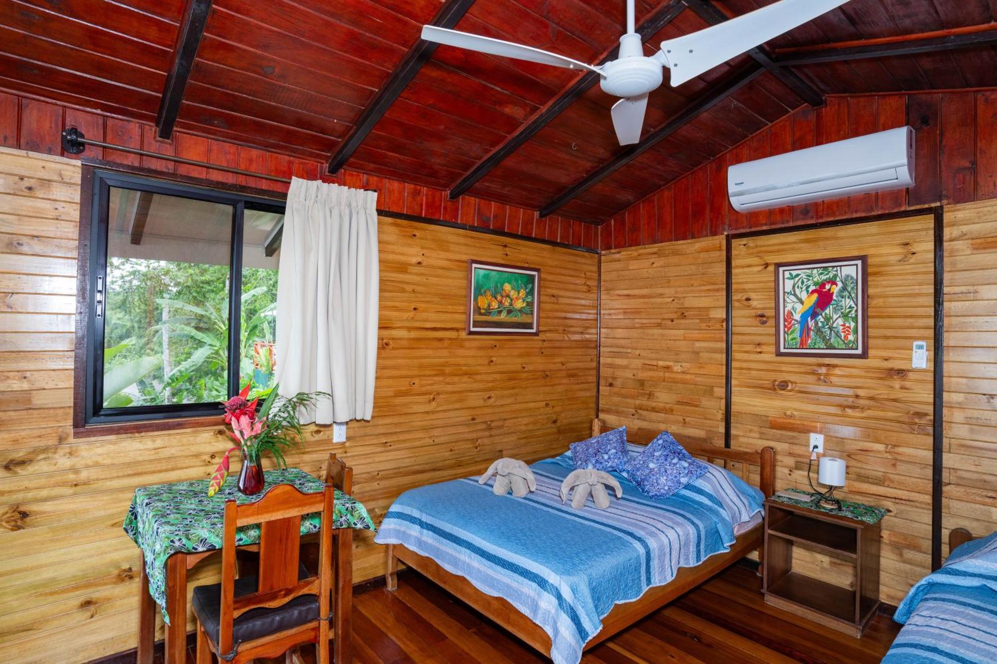 Pirate Cove Hotel Drake Bay Exterior photo